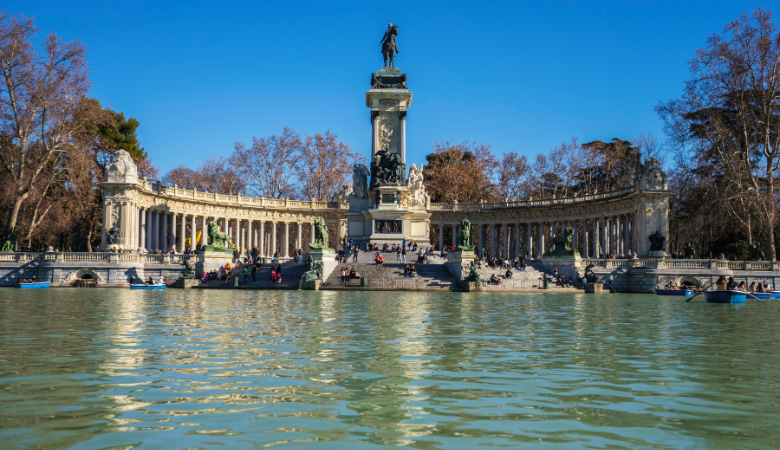 Estanque en el Parque del Retiro de Madrid